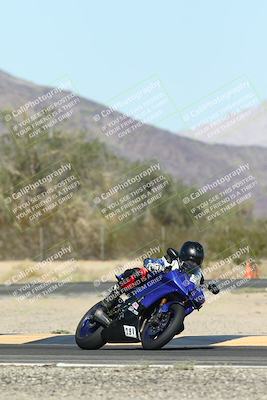 media/Oct-30-2025-Racers Edge (Thu) [[dabbdaf680]]/3-B Group/Session 5 (Turn 6)/